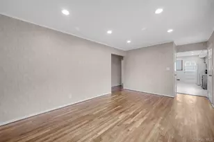 22 Heath Ln, East Northport, NY 11731 - Photo 3