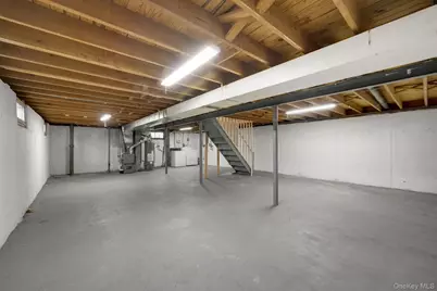 22 Heath Lane, East Northport, NY 11731 - Photo 17