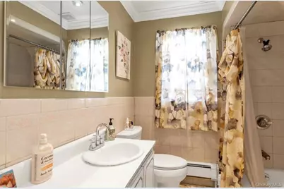 14746 223rd Street, Springfield Gardens, NY 11413 - Photo 7