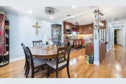 69 Harriet Avenue, Hempstead, NY 11550 - Photo 7