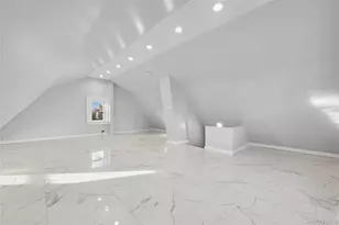 120 N Forest Ave, Rockville Centre, NY 11570 - Photo 27