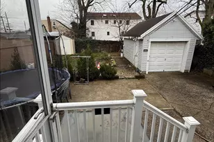 17 Litchfield Ave, Elmont, NY 11003 - Photo 9