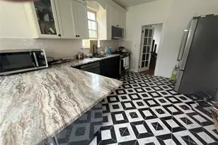 27 Dosoris Way, Glen Cove, NY 11542 - Photo 7