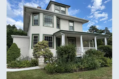 27 Dosoris Way, Glen Cove, NY 11542 - Photo 1