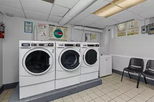 32 Cathedral Ave, Hempstead, NY 11550 - Photo 13