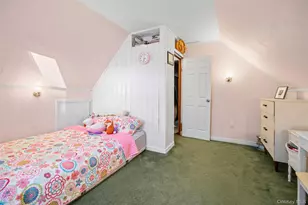 84-12 Cross Island Pkwy, Bellerose, NY 11426 - Photo 17