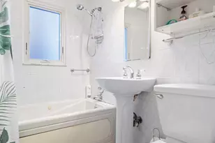 84-12 Cross Island Pkwy, Bellerose, NY 11426 - Photo 19