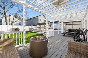 4-31 Beach 35th St, Far Rockaway, NY 11691 - Photo 1