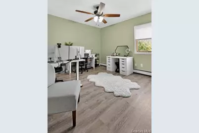 132 Roosevelt Avenue, Mineola, NY 11501 - Photo 19