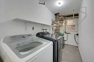 110 Beverly Rd, Yonkers, NY 10710 - Photo 17