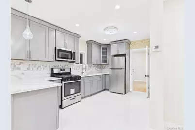 2516 Curtis Street, East Elmhurst, NY 11369 - Photo 5