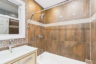 25-16 Curtis St, East Elmhurst, NY 11369 - Photo 13