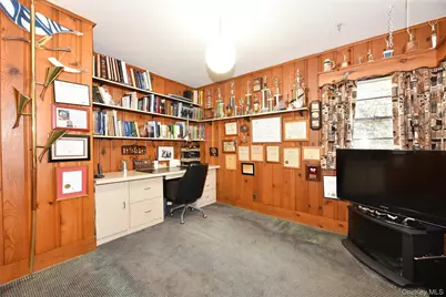 217-49 Stewart Road, Oakland Gardens, NY 11364 - Photo 19