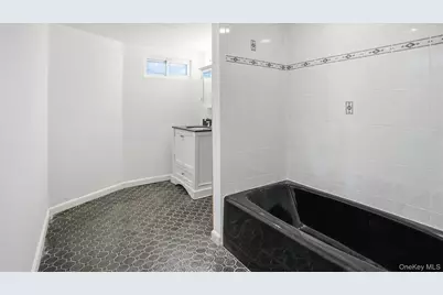 40 Meadow Street, Garden City, NY 11530 - Photo 23