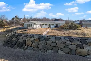 112 Soundview Dr, Montauk, NY 11954 - Photo 25
