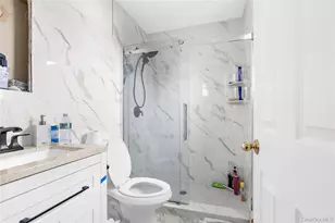 61 Fairway Ave, Riverhead, NY 11901 - Photo 3