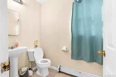 61 Fairway Avenue, Riverhead, NY 11901 - Photo 11