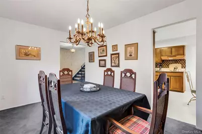 30 Glacier Drive, Smithtown, NY 11787 - Photo 7