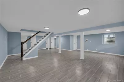 585 Elwood Road, East Northport, NY 11731 - Photo 17