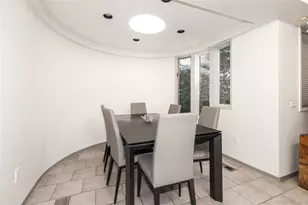 1 Franklin Rd, Great Neck, NY 11024 - Photo 7