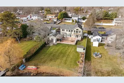 85 S Dunton Avenue, Patchogue, NY 11772 - Photo 41