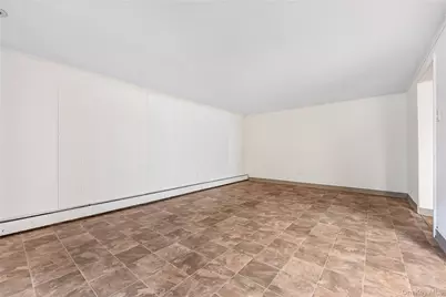 94 Conklin Street, Farmingdale, NY 11735 - Photo 31