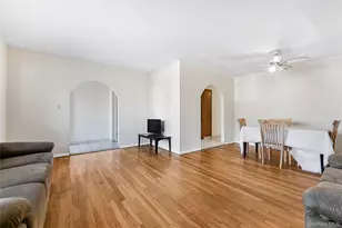 94 Conklin St, Farmingdale, NY 11735 - Photo 9