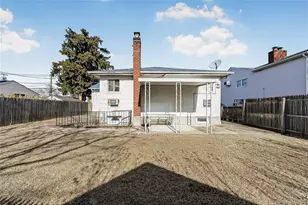 94 Conklin St, Farmingdale, NY 11735 - Photo 39