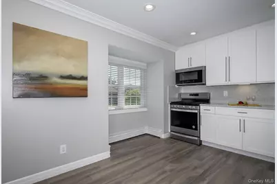 342 Terrace #T09342, Bayport, NY 11705 - Photo 5