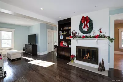 35 Francis Terrace, Glen Cove, NY 11542 - Photo 9