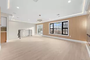 249-17 147th Rd, Rosedale, NY 11422 - Photo 15