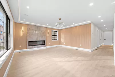 24917 147th Road, Rosedale, NY 11422 - Photo 3