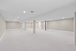 249-17 147th Rd, Rosedale, NY 11422 - Photo 21