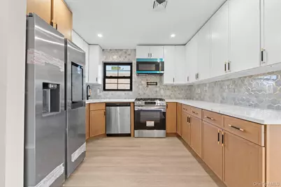 24917 147th Road, Rosedale, NY 11422 - Photo 17