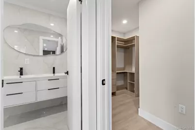 24917 147th Road, Rosedale, NY 11422 - Photo 9