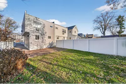 725 Logan Avenue, Bronx, NY 10465 - Photo 21
