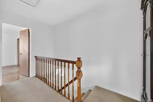 725 Logan Ave, Bronx, NY 10465 - Photo 17