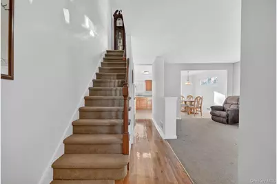 725 Logan Avenue, Bronx, NY 10465 - Photo 3