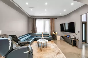 3 Maple St, Glenwood Landing, NY 11547 - Photo 17