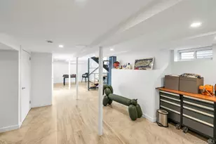 3 Maple St, Glenwood Landing, NY 11547 - Photo 37