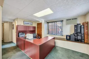 57 New South Rd, Hicksville, NY 11801 - Photo 25