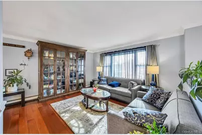 57 New South Road, Hicksville, NY 11801 - Photo 11