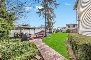 57 New South Rd, Hicksville, NY 11801 - Photo 5