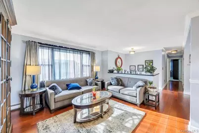 57 New South Road, Hicksville, NY 11801 - Photo 7