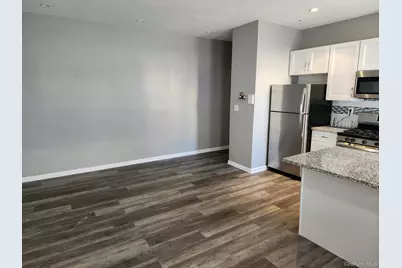 45-01 Ditmars Boulevard #2R, Astoria, NY 11105 - Photo 3