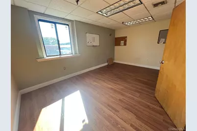 15-32 127th St, College Point, NY 11356 - Photo 3