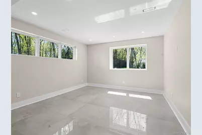 5 N Hills Road, East Norwich, NY 11732 - Photo 49