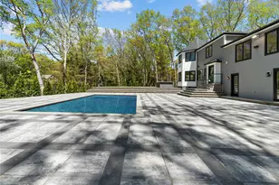 5 N Hills Rd, East Norwich, NY 11732 - Photo 5