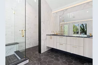 5 N Hills Road, East Norwich, NY 11732 - Photo 29