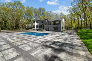 5 N Hills Rd, East Norwich, NY 11732 - Photo 3